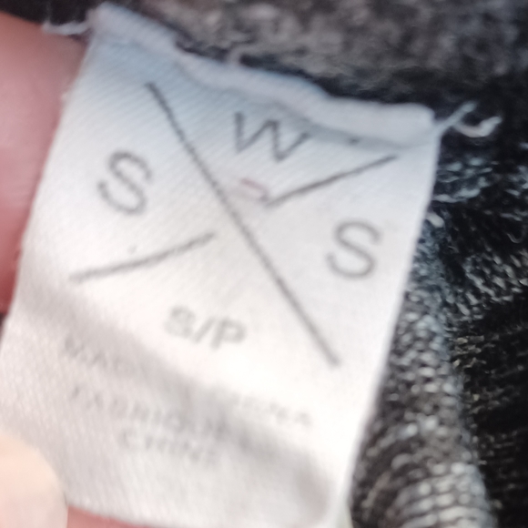 $4 Add-on Grayish Black Heathered Leggings - Size Small (Girl) - Picture 5 of 6